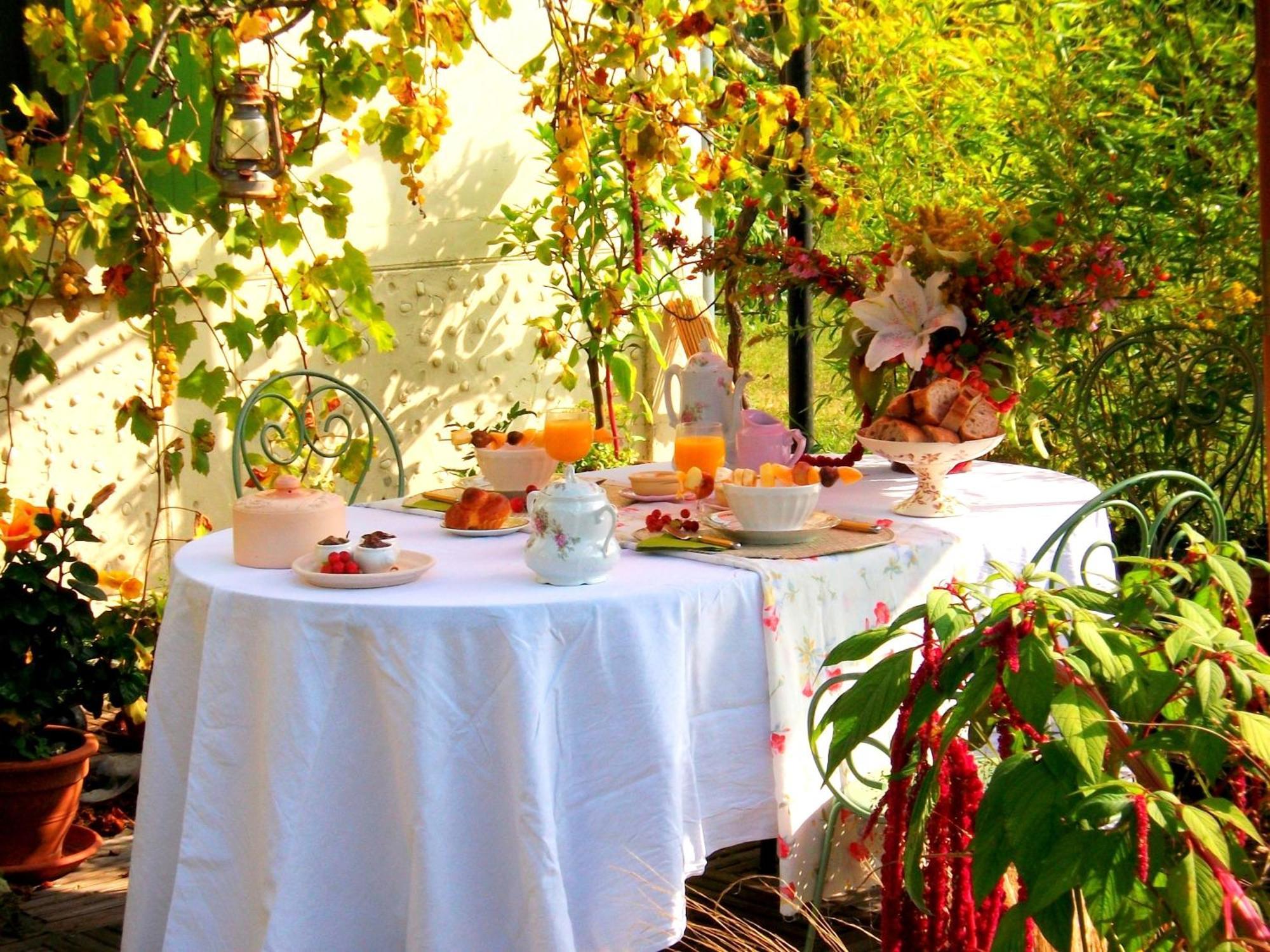 Chambres "Au Jardin" 比斯卡罗斯 外观 照片